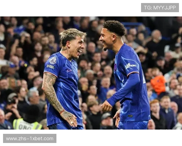 切尔西主场2-0力克热刺,帕尔默与杰克逊上下半场各入一球 切尔西主场2-0力克热刺,帕尔默与杰克逊上下半场各入一球